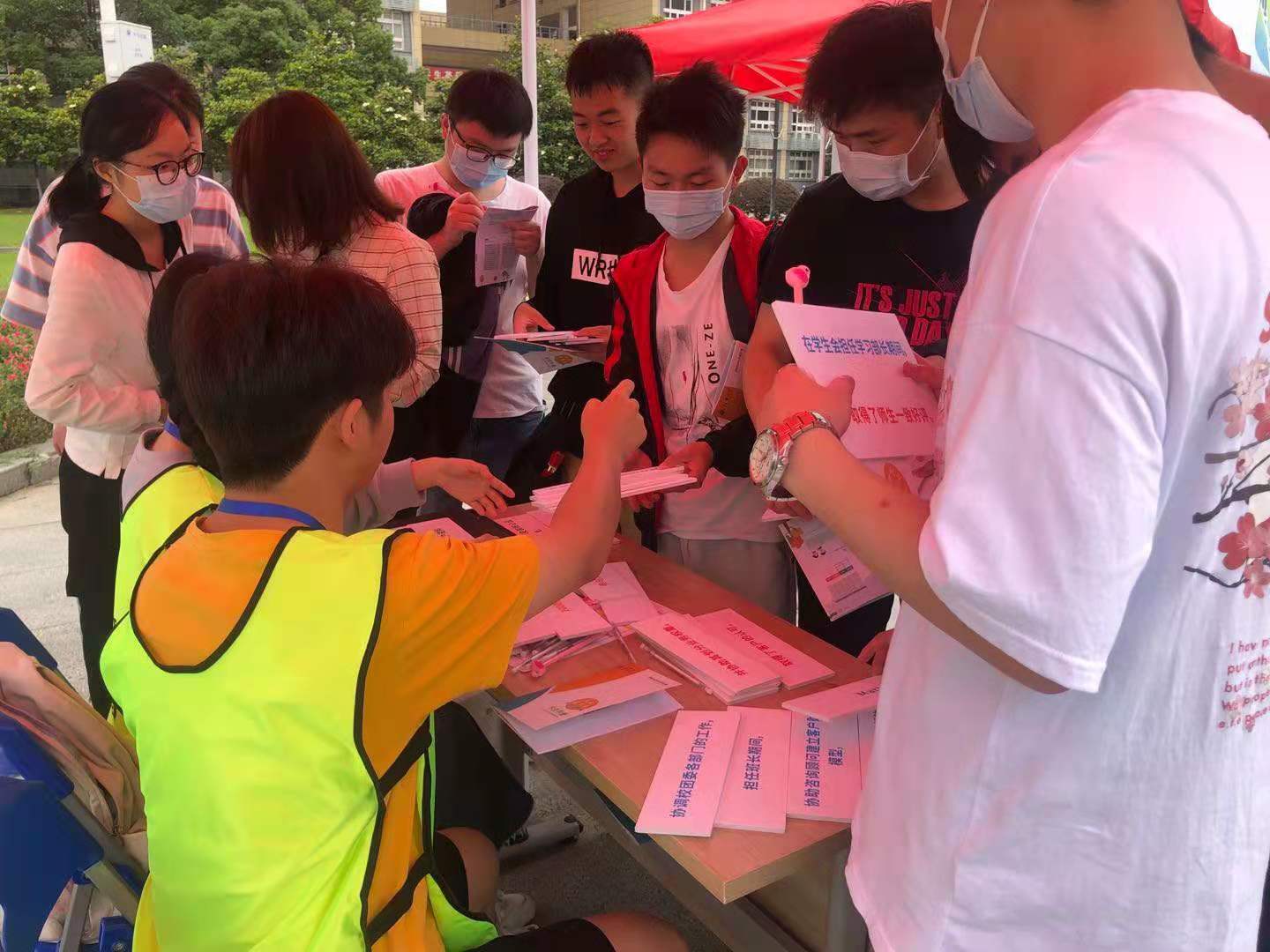 1621845889419098.jpg 1621845889419098.jpg