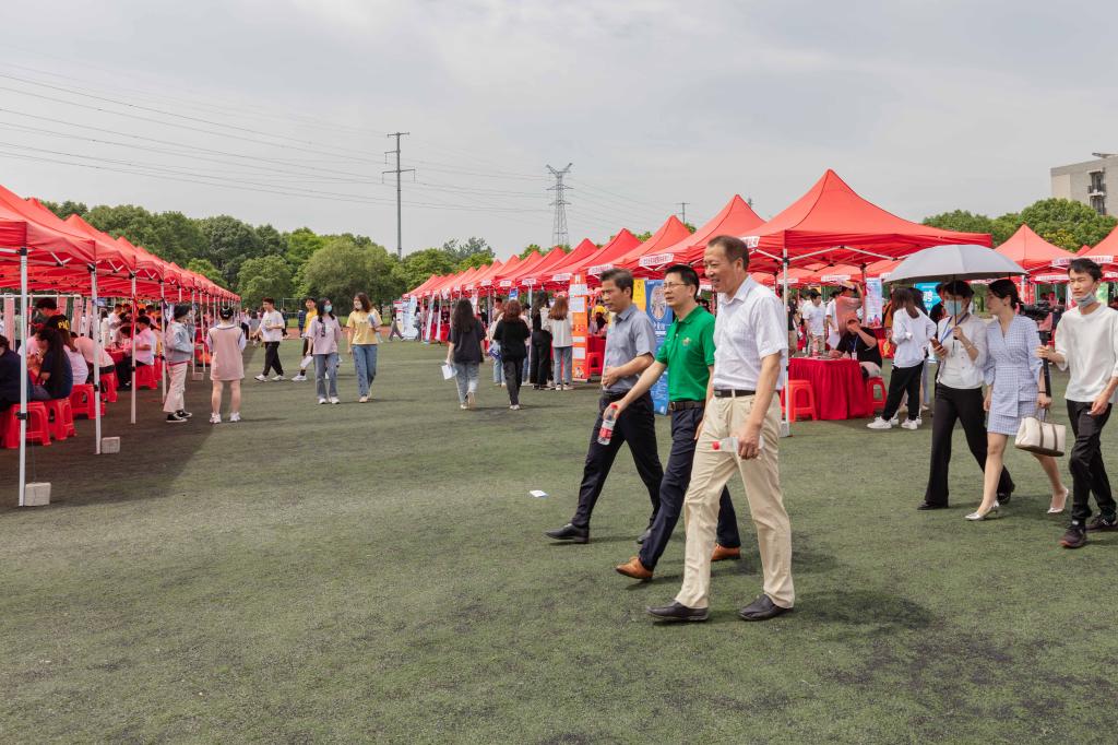 1622018776422693.png 1622018776422693.png