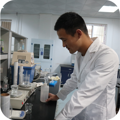 1625110698423356.png 劉方-工作照.png