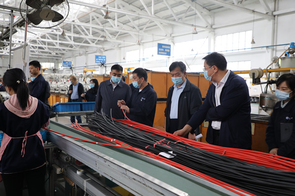 1653035956440343.jpg 走訪調研2.jpg