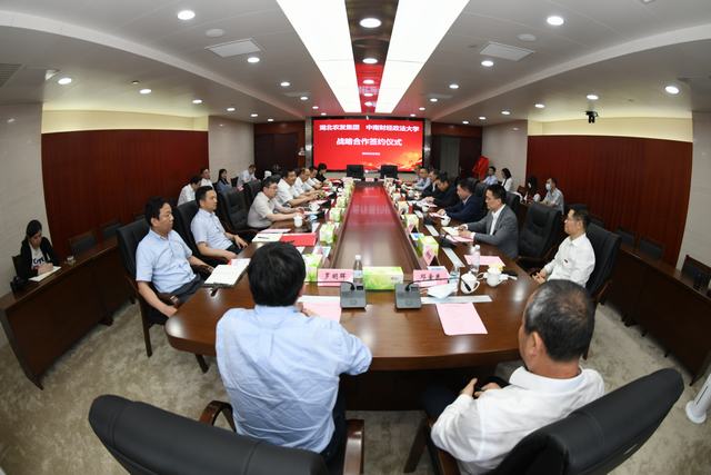 1653296185999616.jpg 1653296185999616.jpg