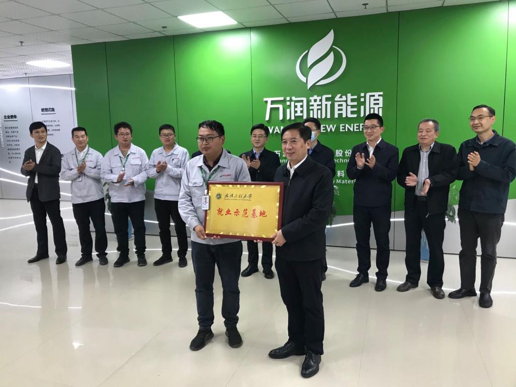 1653555148592360.jpg 1653555148592360.jpg