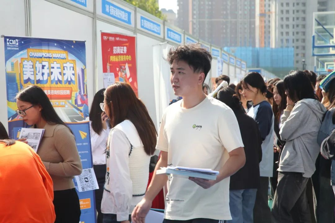 1698745471341614.png 1698745471341614.png